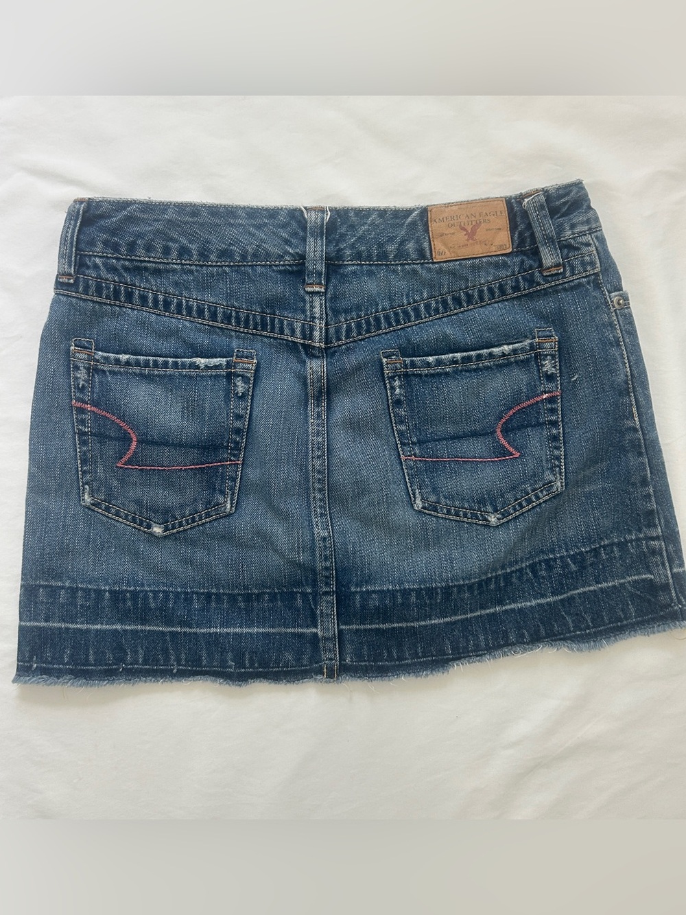 Vintage Low-Rise Y2K Distressed Denim Mini Skirt / Size 0
